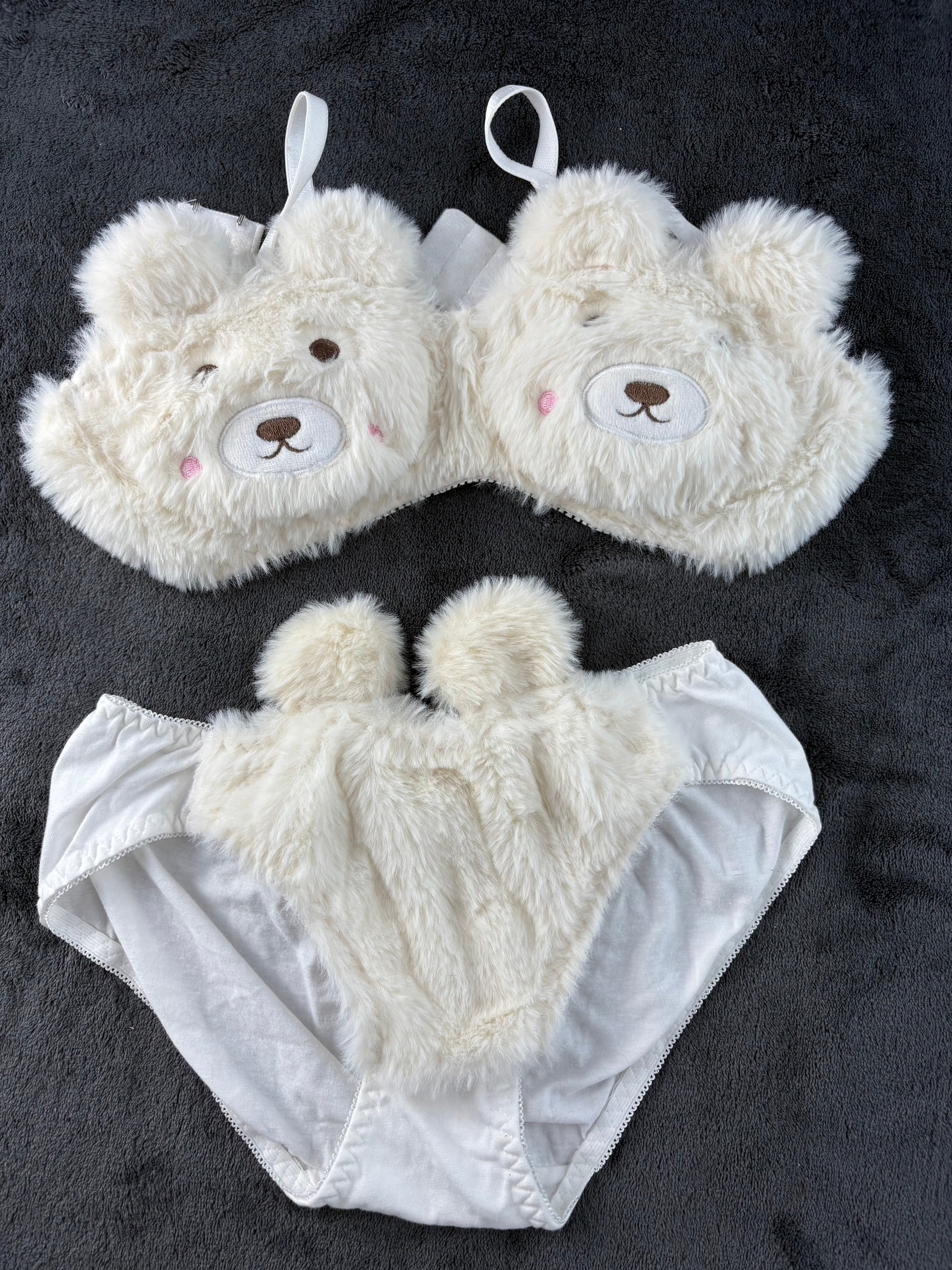 Plushy Set 2-Pieces Lingerie Set